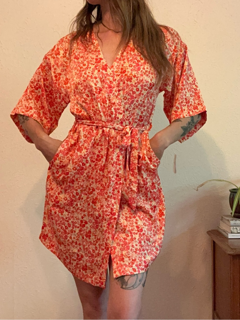 NWT Abound floral wrap kimono